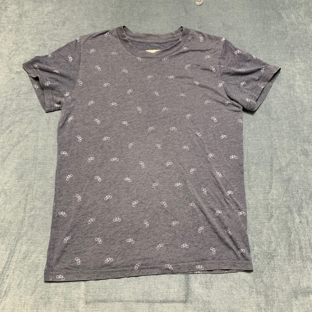 Abercrombie‎ & Fitch Everyday T-Shirt Womens Large Gray All-Over Bicycle Print